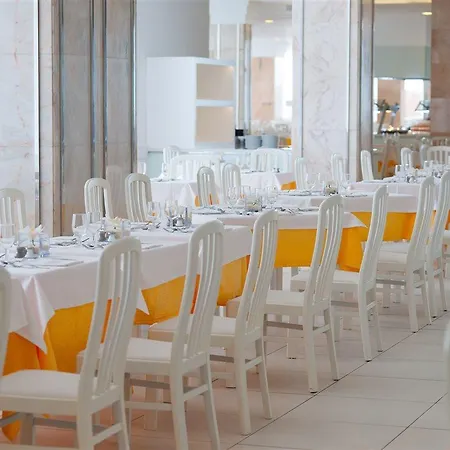 Iberostar Waves Bouganville Playa 4* Costa Adeje (Tenerife)