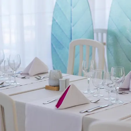 Ξενοδοχείο Iberostar Waves Bouganville Playa Costa Adeje (Tenerife)