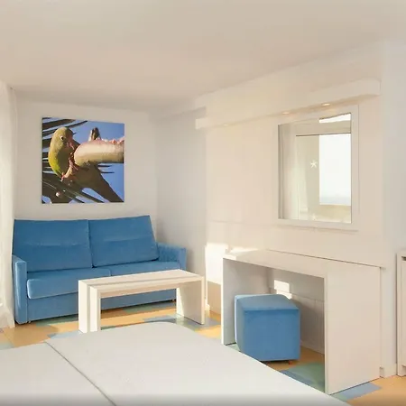 Iberostar Waves Bouganville Playa