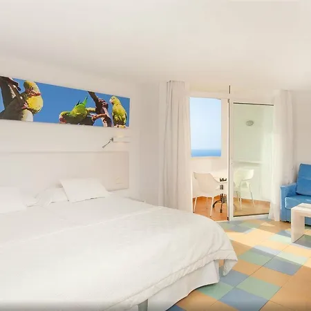 Iberostar Waves Bouganville Playa 4* Costa Adeje (Tenerife)