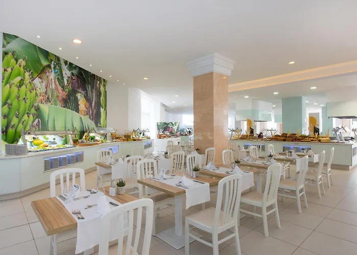 Iberostar Waves Bouganville Playa 4* אדחה