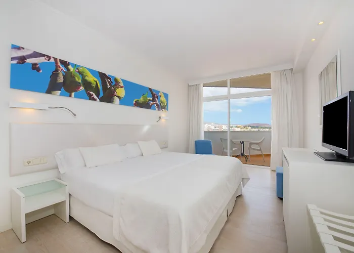 Iberostar Waves Bouganville Playa אדחה