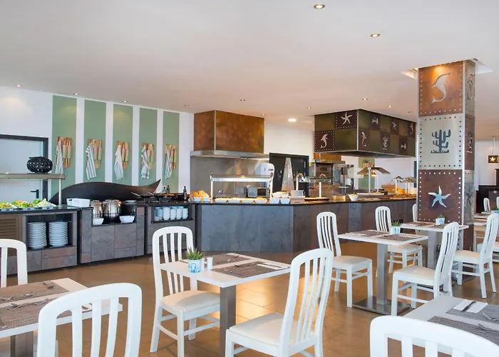 מלון Iberostar Waves Bouganville Playa