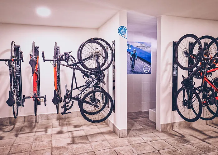 Iberostar Waves Bouganville Playa אדחה