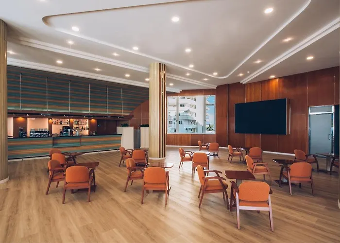 מלון Iberostar Waves Bouganville Playa